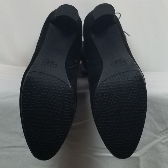 Stuart Weitzman Black Suede Over The Knee Boots 8 - Picture 7 of 9